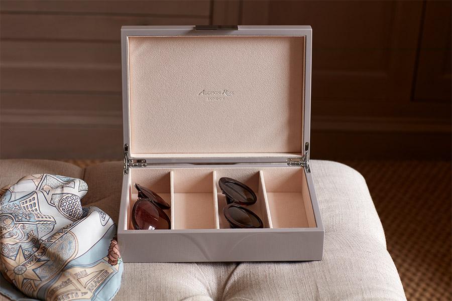 Large Glasses Box with Silver