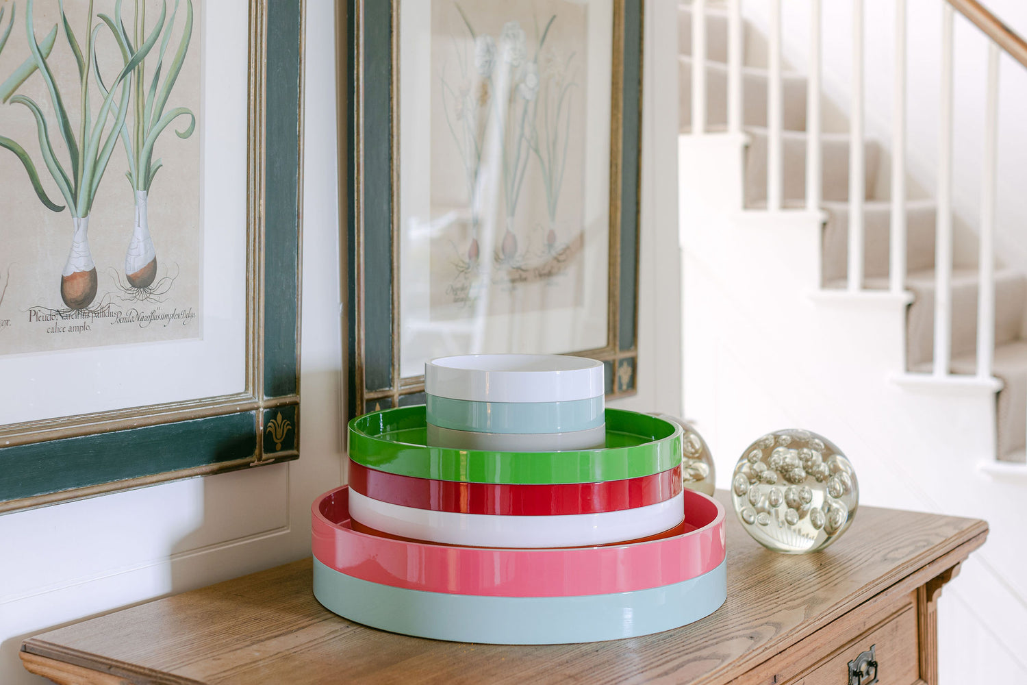 Round Trays | Addison Ross Ltd UK