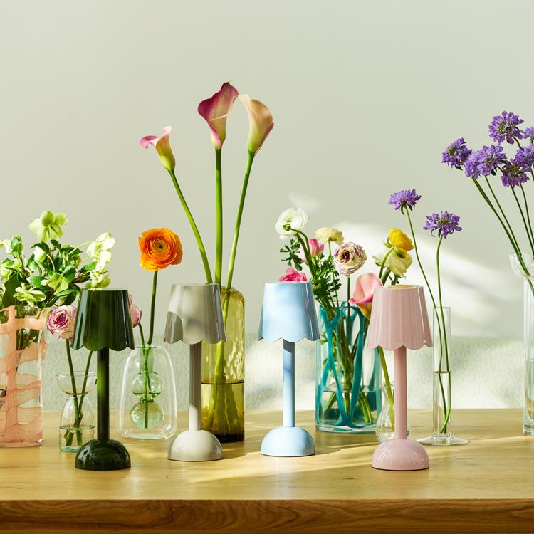 Pink Scallop Rechargeable LED Lamp