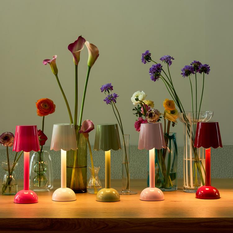 Watermelon Pink Scallop Rechargeable LED Lamp