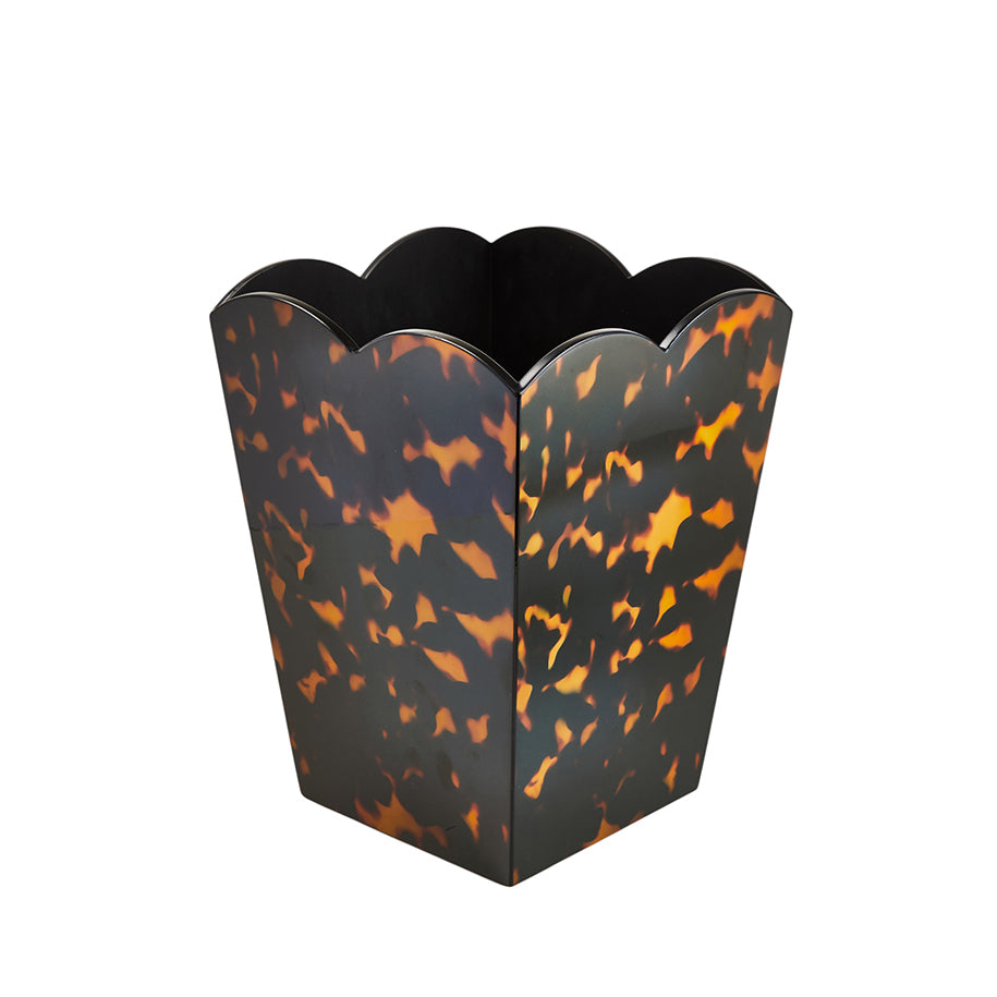Scalloped Lacquer Bin – Tortoiseshell