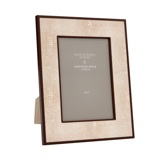 Ecru faux shagreen en bronzen fotolijst