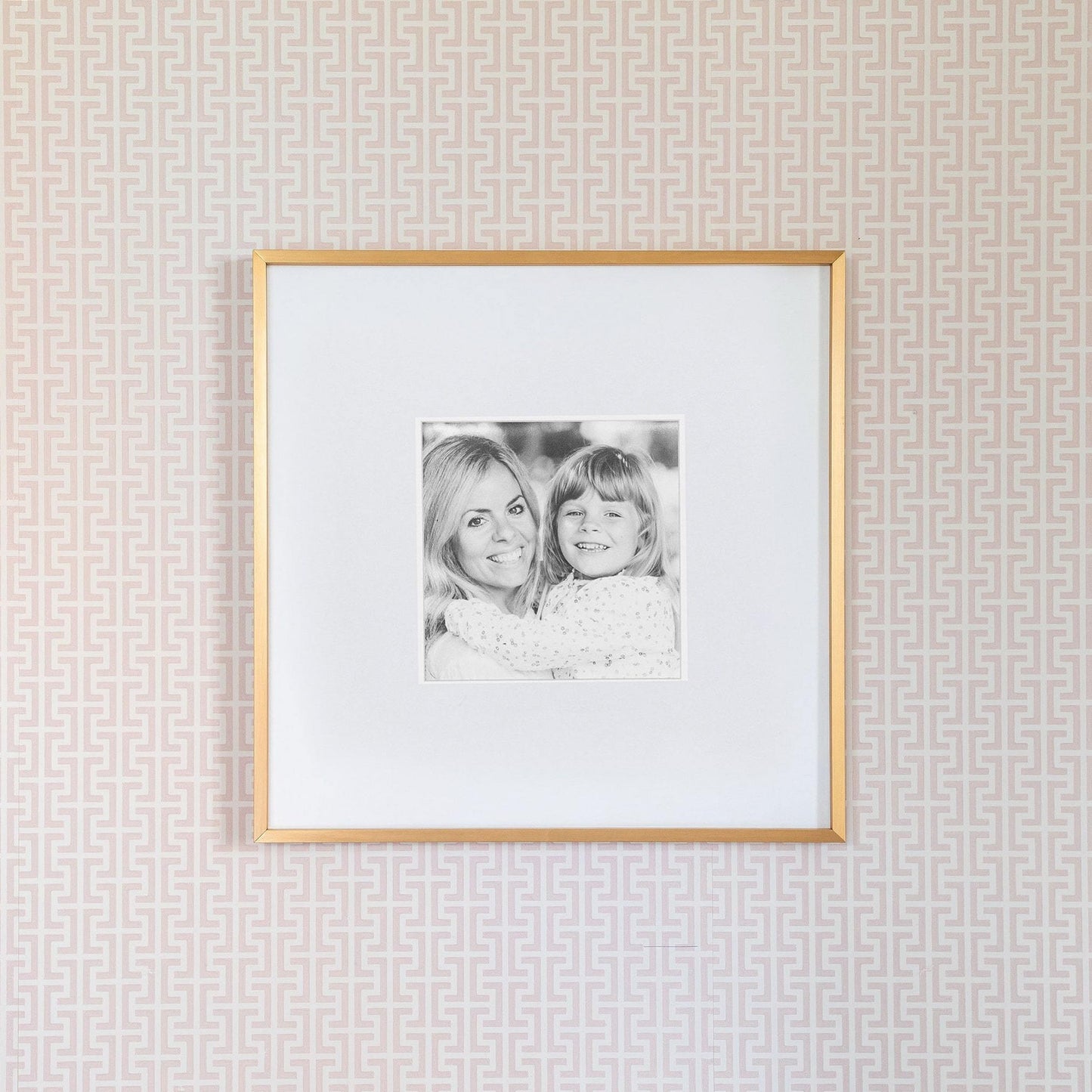 Single Aperture Brushed Gold Wall Hanging Frame